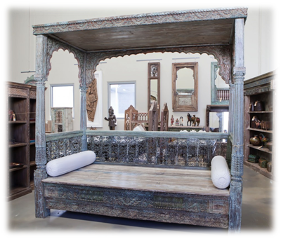 Old carving Maharaja daybed